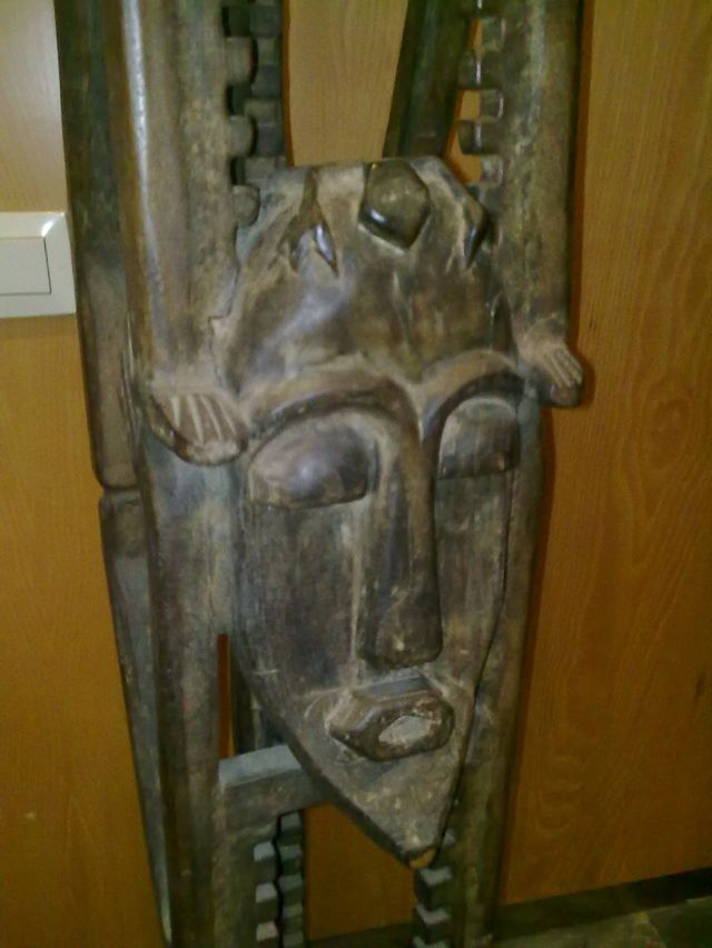 FIGURA AFRICANA PORTA CD S