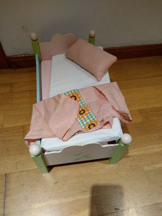 cuna muñecas