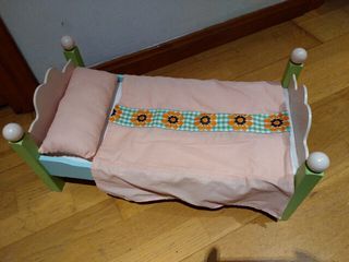 cuna muñecas