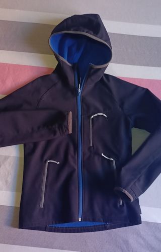 Chaqueta Softshell de montaña y trekking