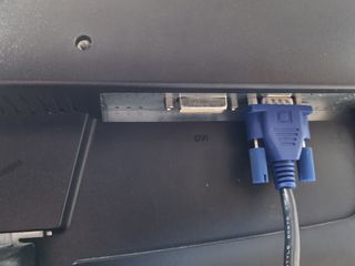 Monitor Philips de 21,5'