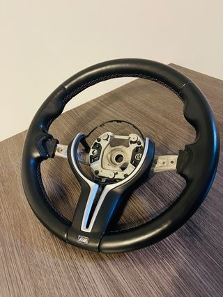 Volante BMW M con levas