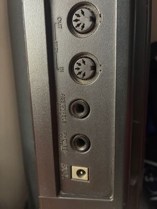 Tecleado Casio CTK-571