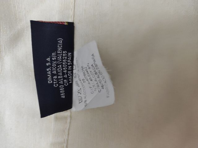 cubre canapé color beige de algodon