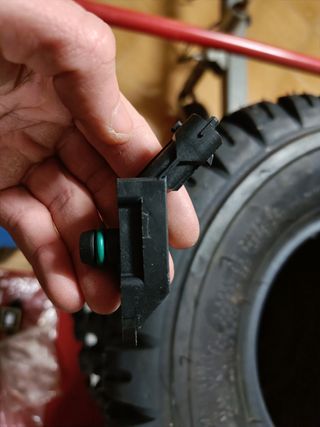 Sensor de temperatura de aire/presión CAN AM DS450