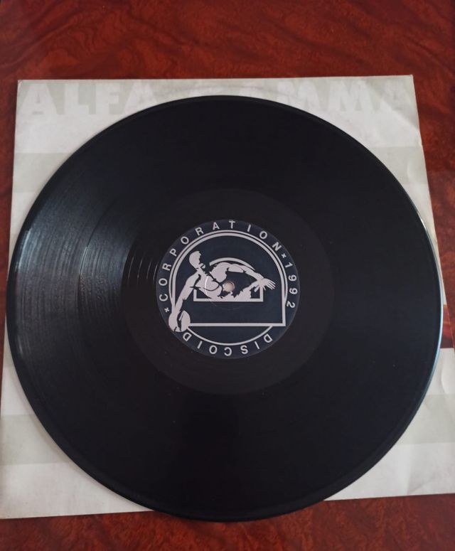 Vinilo Somebody Move & Sweet Dreams de Alfa Gamma