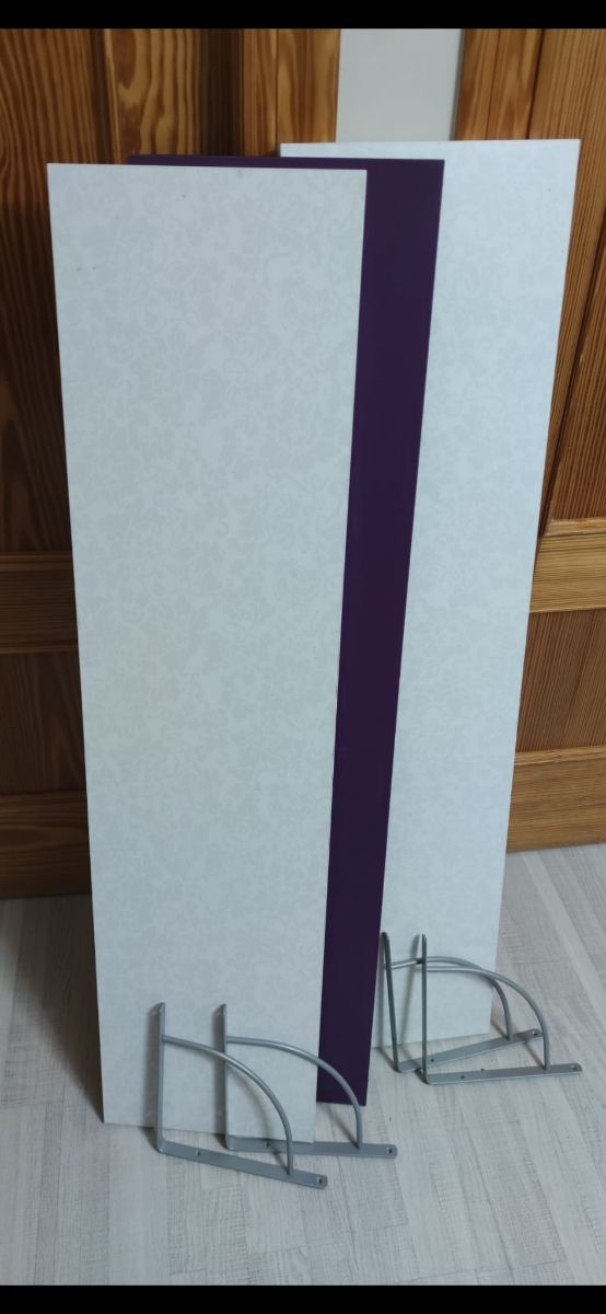 Estantes con escuadras