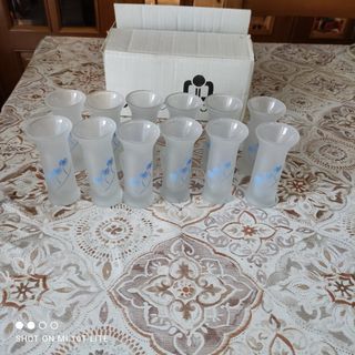 12 bicchierini vodka 