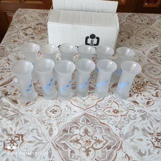 12 bicchierini vodka 