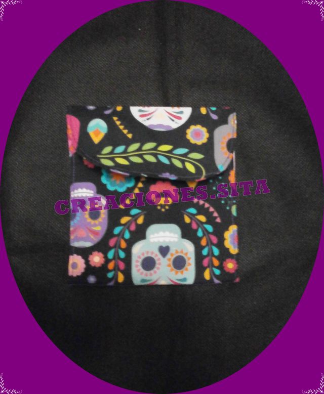 Neceser íntimo 4 bolsillos.