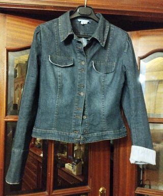 Zara Conjunto Vaquero t-L ( cazadora y falda )