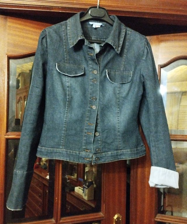 Zara Conjunto Vaquero t-L ( cazadora y falda )