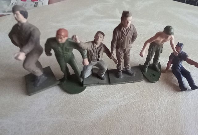 SOLDADOS DE PLASTICO