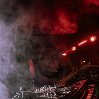 Altavoces e iluminación para alquileres