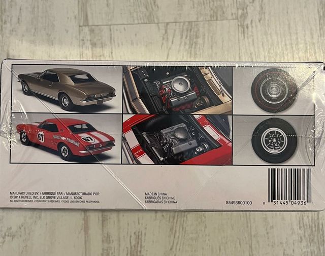 Maqueta Revell 1/25 Chevrolet Camaro SS 67