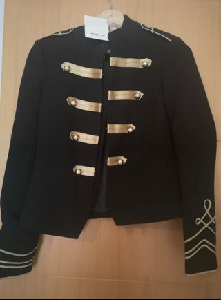 Chaqueta estilo militar Stradivarius