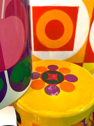 CUATRO CAJAS REDONDAS DE COLA CAO VINTAGE