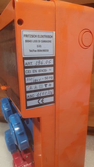 Quadro cantiere alim. 400 V 16 A. 3 fasi piu terra