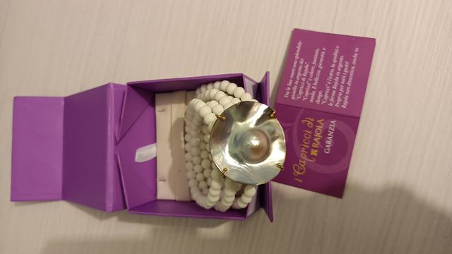 Bracciale Rajola con  perle bianche e madreperla