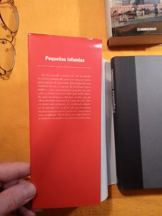 Pequeñas infamias/ La Biblia de barro/ La mujer