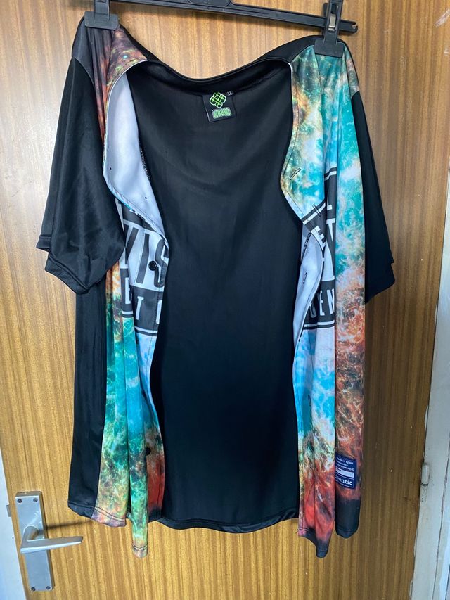 Parental advisory content camiseta de botones 