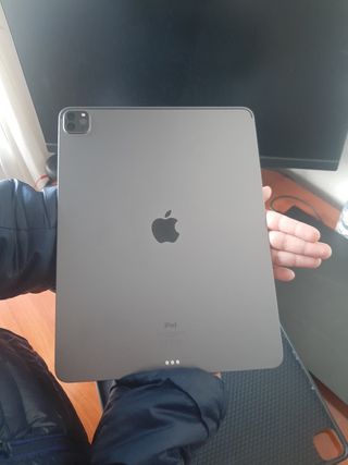 iPad pro 12.9 M1 2022 128GB Wi-Fi