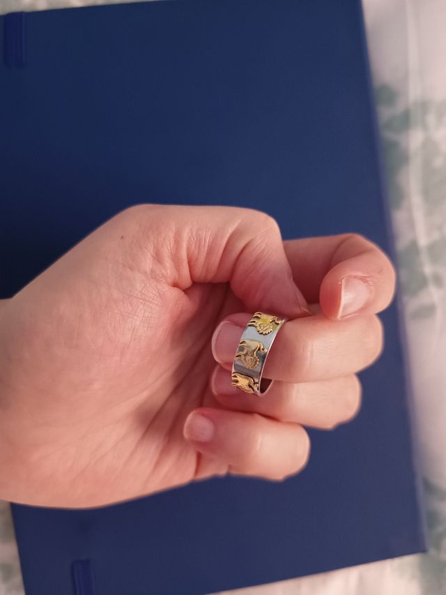 Vendo anillo de leones