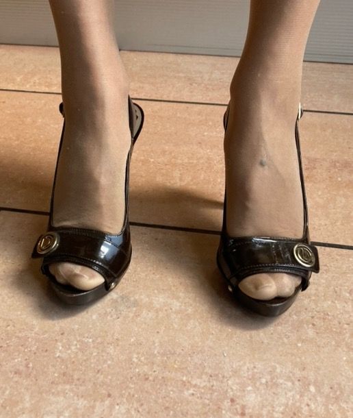 Sandalia Dior talla 36 hace talla 36,5-37