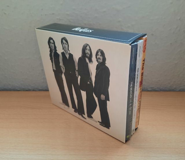 THE BEATLES - LIVE AT THE BBC THE COLLECTION