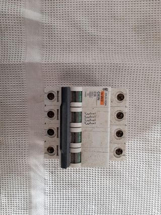 Magnetotermico Tetrafasico