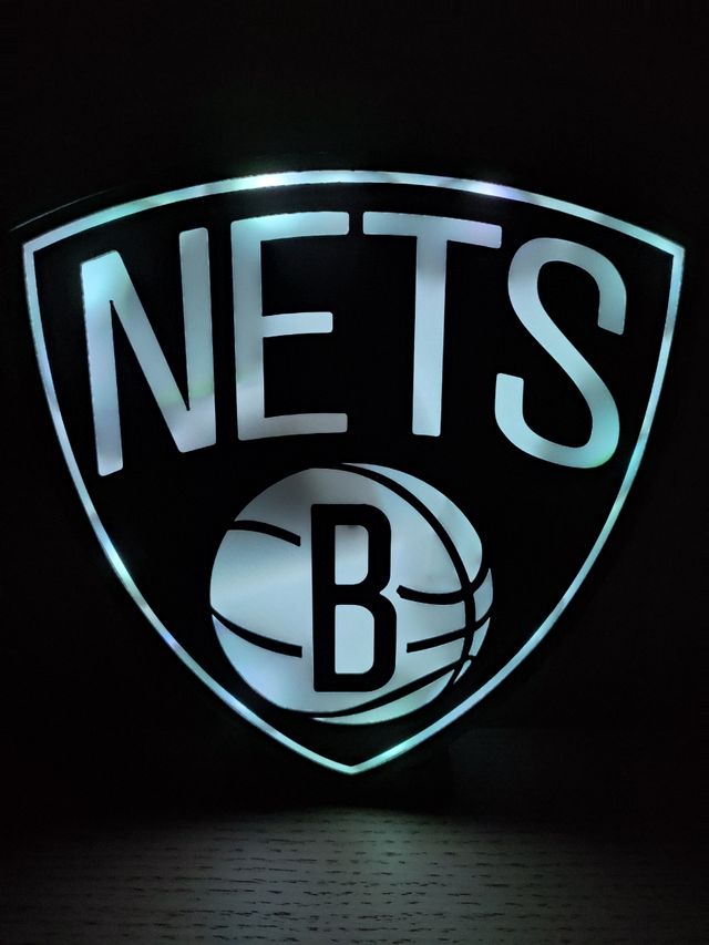NETS ESCUDO LUMINOSO
