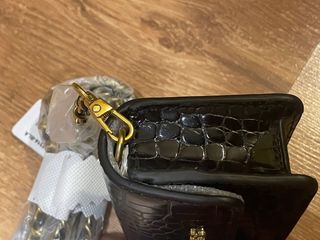 Mini bandolera Guess de cuero nueva