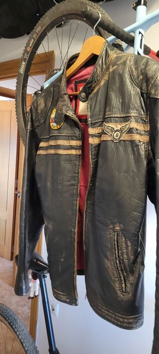 CHAQUETA CUERO