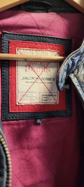 CHAQUETA CUERO