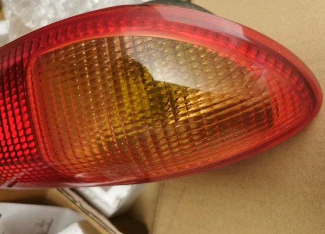 intermitente derecho trasero alfa 156