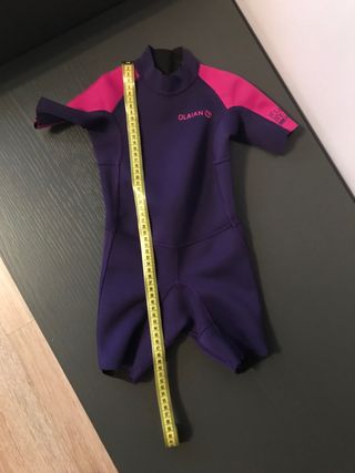 Neopreno Decathlon talla 2-4 años