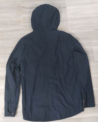 Chaqueta sport tela azul marino de Only. Talla S