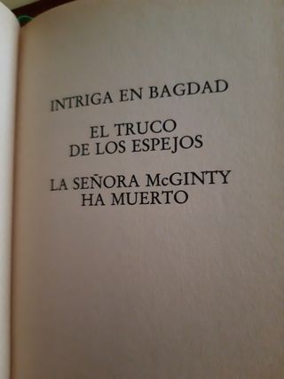 6 tomos con novelas de Aghata Christie