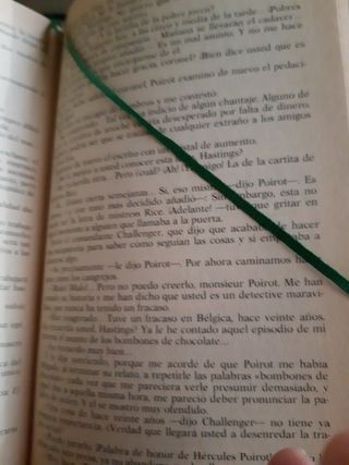 6 tomos con novelas de Aghata Christie