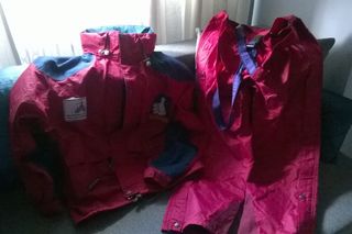 Ropa de skiar, varias marcas y modelos