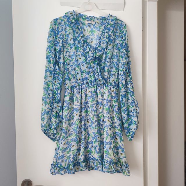 vestido Stradivarius