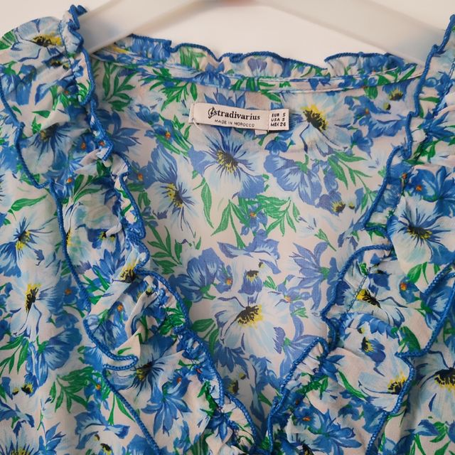 vestido Stradivarius