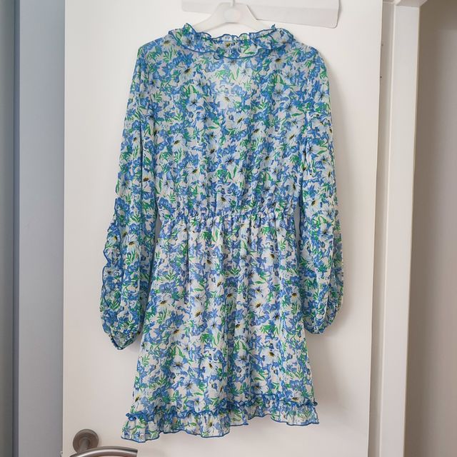 vestido Stradivarius