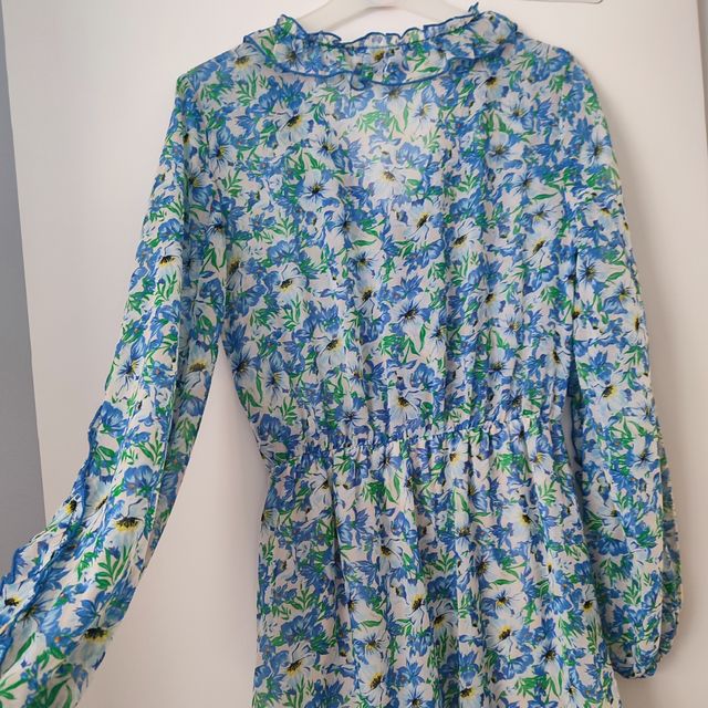 vestido Stradivarius