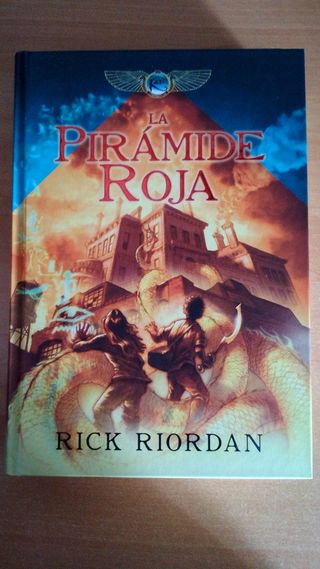 Libro la pirámide roja