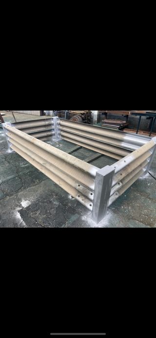 Comederos -heneras -Pajeros de Biondas