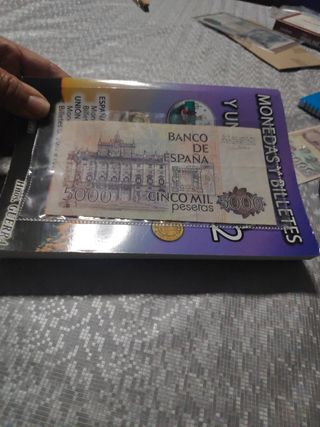 Billete de 5.000 Puestas.de Juan Carlos I Rey de E