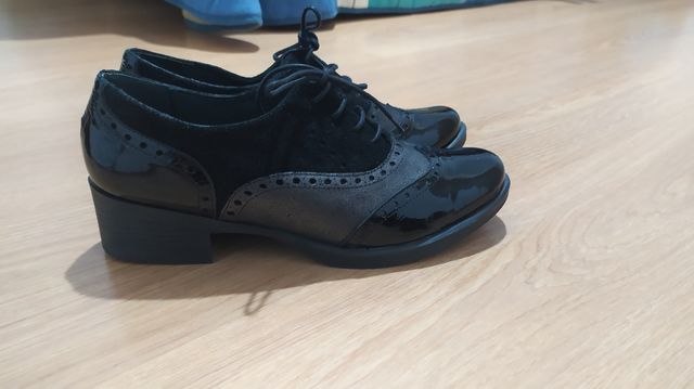 Zapatos piel nuevos t.41