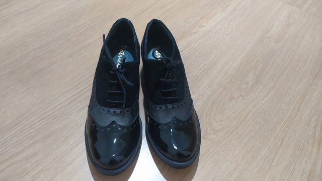 Zapatos piel nuevos t.41