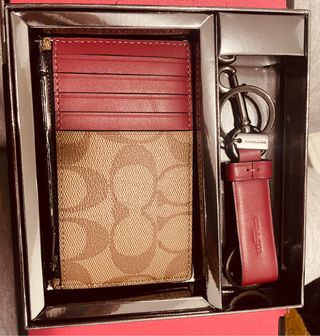 Monedero y porta tarjetas